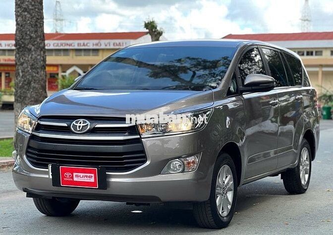 Innova 2.0G Số Tự Động 2018 - Xe Gia Đình Siêu Đẹp