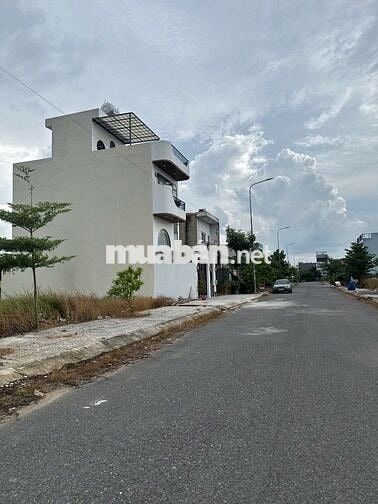 KDC Tân Đô- Lô 80m2 1ty4 vị trí VIP