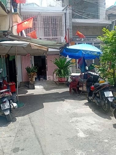 Chính chủ bán nhà hẻm xe hơi gần MT Hai Bà Trưng, 3,5x23,5, nở hậu 5,5