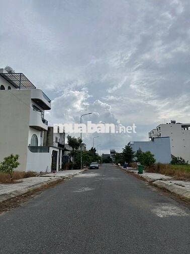 KDC Tân Đô- Lô 80m2 1ty4 vị trí VIP