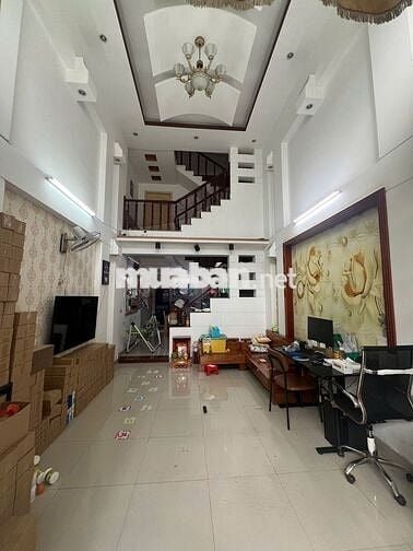 Bán nhà riêng chính chủ - Sát bên các khu trung tâm, vui chơi