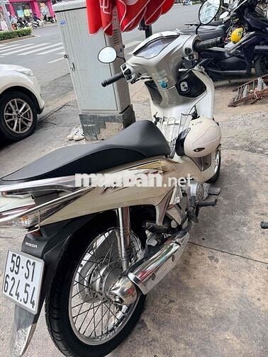 Honda Future 2017 Bạc