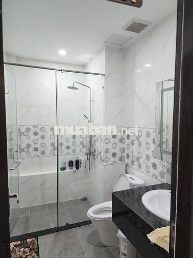 Bán Nhà Đẹp 5 Tầng, 120m2, Hẻm 8m Khu Kiều Đàm, Chỉ 22 Tỷ, Quận 7 
