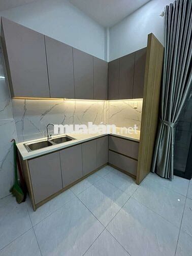 Nhà chợ Hiệp Thành. Đúc BTCT 1 lầu, 2PN2WC. Dt đất 33m2. chính chủ