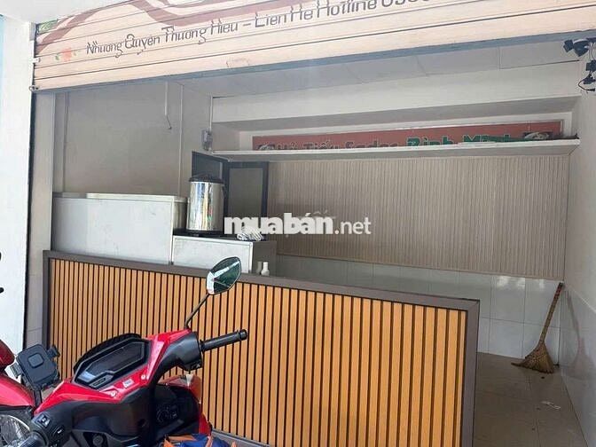 Sang Quán Trà Sữa Mới 100% Ngay Trung Tâm Quận 10
