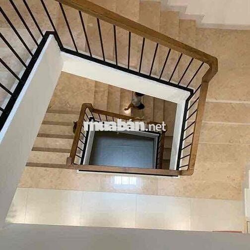 Cho thuê nguyên căn đặng văn ngữ - 350m2 - hẻm xe hơi