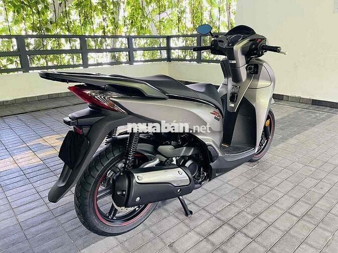 Honda SH300i 2020 bản chữ T cảng dài