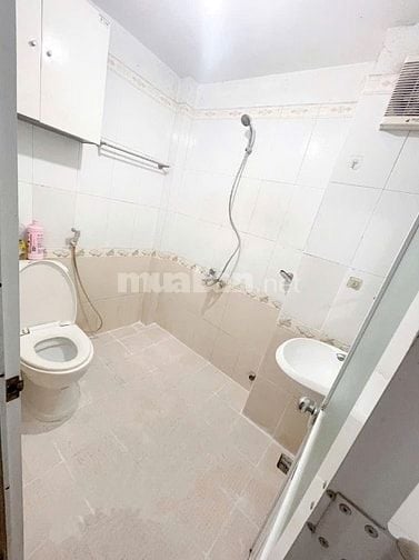Cho thuê nhà 4 tầng đầy đủ nội thất
