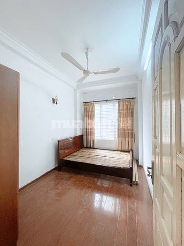 Cho thuê nhà 4 tầng đầy đủ nội thất