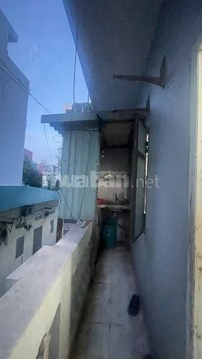 Cho thuê căn hộ 25m2 tầng 2 nhà riêng phường Vĩnh Hưng Hà Nội