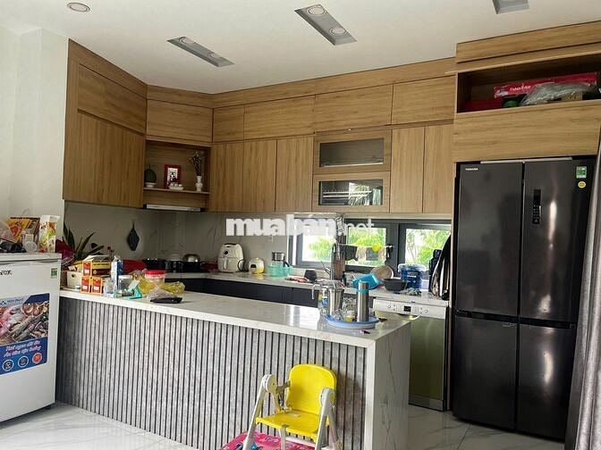 NHÀ NGUYÊN CĂN 4PN - OTO ĐẬU TRƯỚC NHÀ - GẦN CC SAIGON AVENUE TAM BÌNH