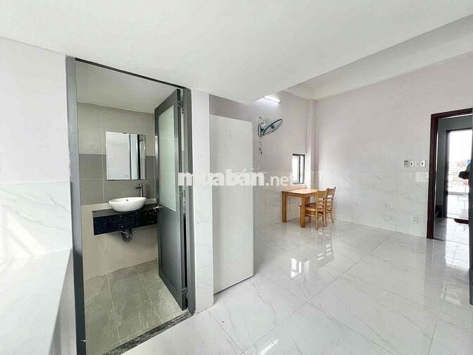 DUPLEX MỚI TOANH FULL NỘI THẤT RIÊNG SIU XỊN