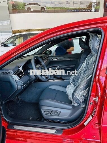 Toyota Camry 2.0Q 2026 - 1 Tỷ 195 Triệu