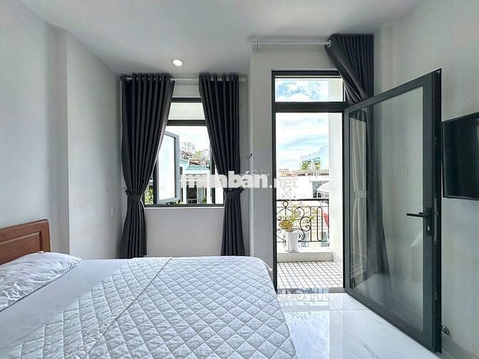 CHÍNH CHỦ: KHAI TRƯƠNG STUDIO BAN CÔNG FULL NỘI THẤT SÁT SÂN BAY TSN
