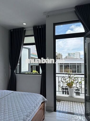 CHÍNH CHỦ: KHAI TRƯƠNG STUDIO BAN CÔNG FULL NỘI THẤT SÁT SÂN BAY TSN