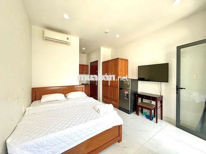 CHÍNH CHỦ: KHAI TRƯƠNG STUDIO BAN CÔNG FULL NỘI THẤT SÁT SÂN BAY TSN