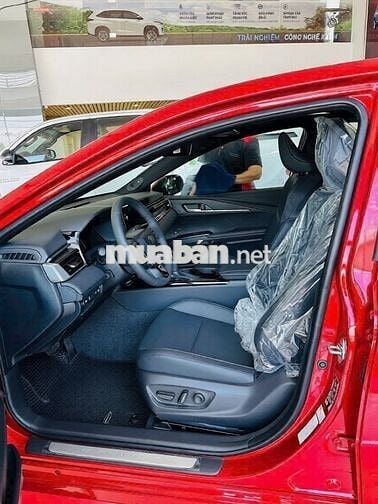 Toyota Camry 2.0Q 2026 - 1 Tỷ 195 Triệu