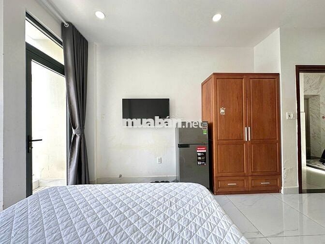 CHÍNH CHỦ: KHAI TRƯƠNG STUDIO BAN CÔNG FULL NỘI THẤT SÁT SÂN BAY TSN