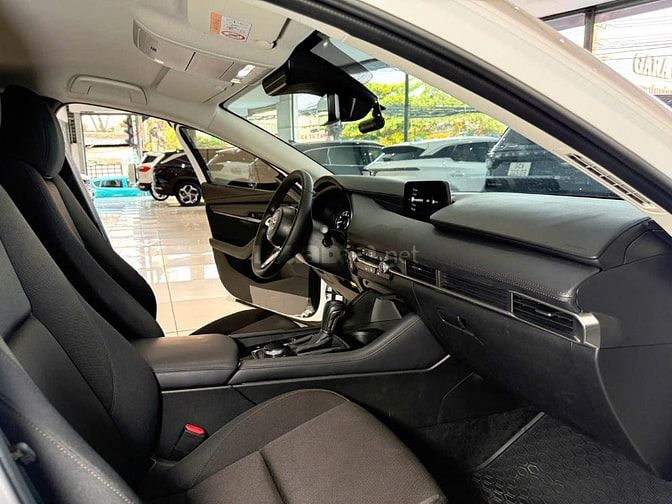 MAZDA3 1.5AT DELUXE 2024 SIÊU LƯỚT 8.000 KM ZIN 100%