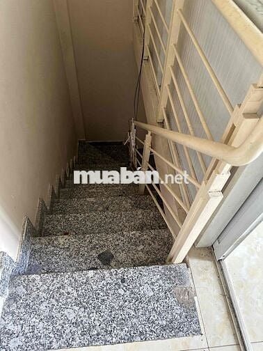 Bán nhà:4,2x5,3.trệt,2lầu hẻm 118,Bùi Văn Ba, Tân thuận đông,Q7(củ).
