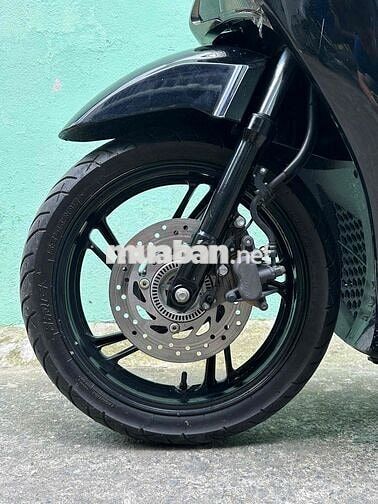 Honda SHVN/150 ABS 2018 hỗ trợ góp