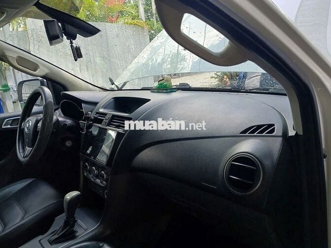 Mazda BT-50 2018 Trắng
