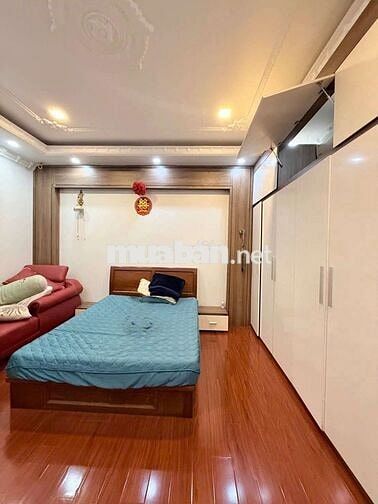 Biệt thự đẹp 10m x 20m.Hầm 3 Lầu Thang Máy View Công Viên Lê Thị Riêng