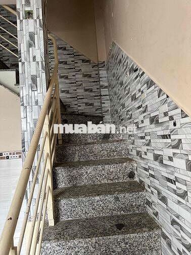 Bán nhà:4,2x5,3.trệt,2lầu hẻm 118,Bùi Văn Ba, Tân thuận đông,Q7(củ).