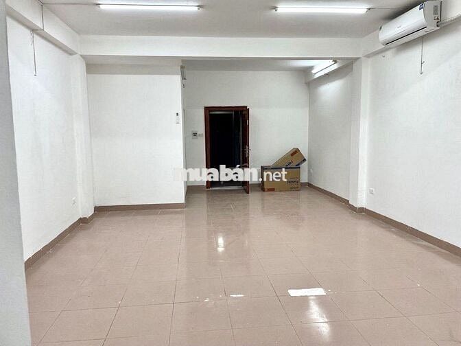 Chính chủ cho thuê VP tại phố Chùa Láng Hà Nội