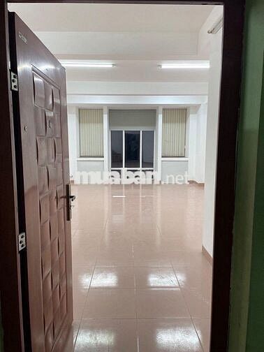 Chính chủ cho thuê VP tại phố Chùa Láng Hà Nội