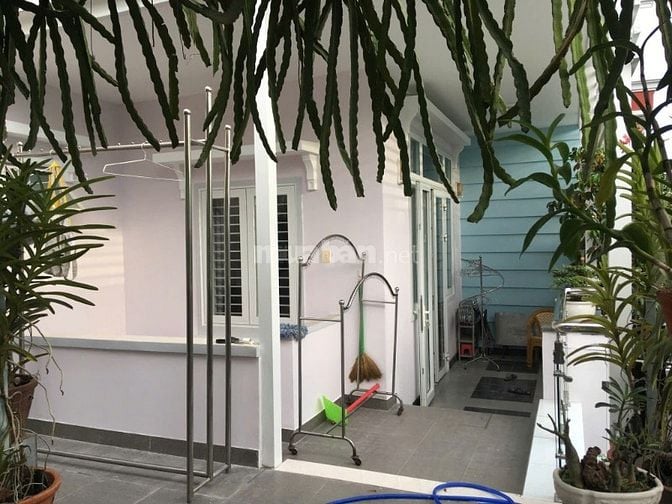 Bán Nhà Diện Tích Lớn Khan Hiếm, 17m x 10m, 3 Tầng, 553m2 sàn