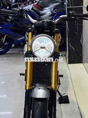 Triumph Speed 400 Đen Modern Classic
