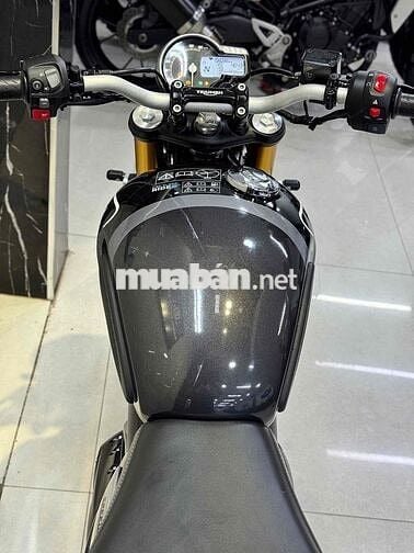 Triumph Speed 400 Đen Modern Classic