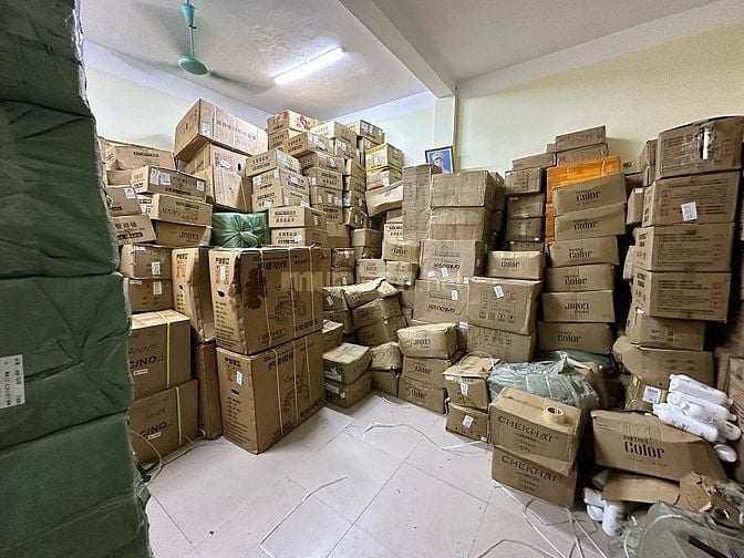 Cần 2 chị tạp vụ dọn dẹp kho hàng làm việc tại Quận 11