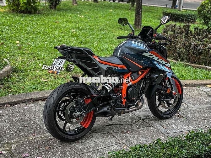 KTM Duke 390 2024 Gen 3