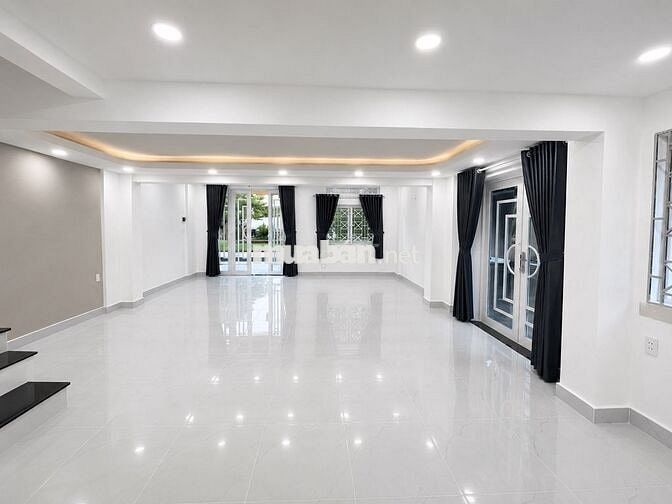 Chính chủ bán căn góc  tầng trệt chung cư Gò Dầu - Cực hiếm