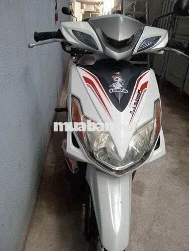 Yamaha Luvias Trắng