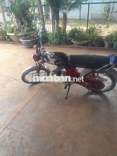 Honda 67 Đỏ