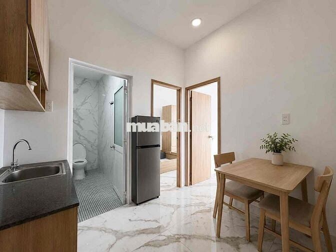 KHAI TRƯƠNG CĂN HỘ 2 PHÒNG NGỦ BAN CÔNG MỚI 100% GÂN NGÃ TƯ HÀNG XANH