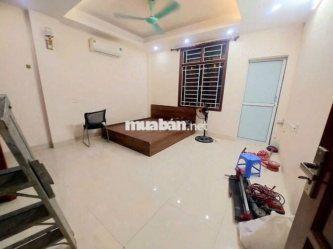 CHO THUÊ CĂN HỘ 2 PHÒNG NGỦ – RỘNG 100M² –  GIÁ CHỈ 11 TRIỆU/THÁNG