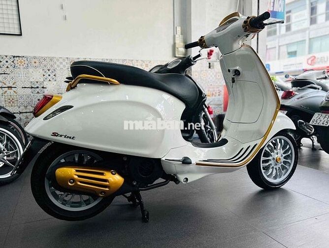 Piaggio Vespa Sprint 125 2021 Trắng viền vàng