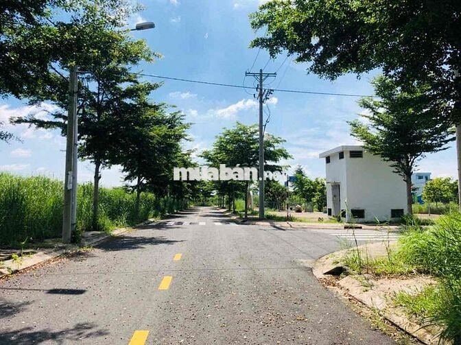 CHÍNH CHỦ CẦN BÁN ĐẤY SÀI GÒN VILLAGE View đường công viên TL