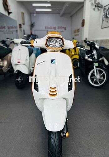 Piaggio Vespa Sprint 125 2021 Trắng viền vàng