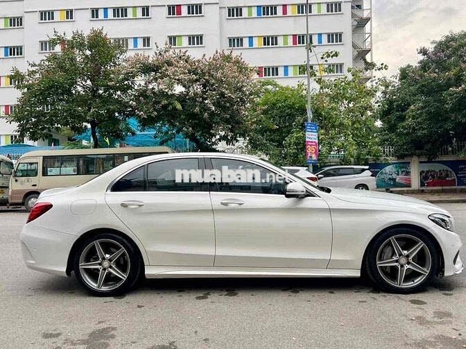 Mercedes Benz C Class C300 AMG 2016 Trắng