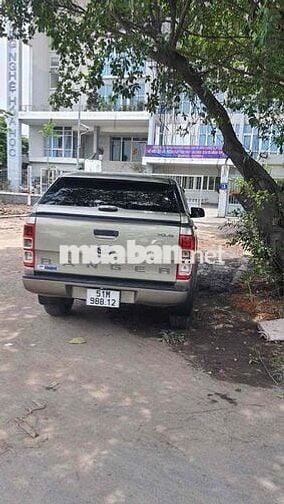 Ford Ranger XLS 2.2 Tự động 2016 Vàng cát