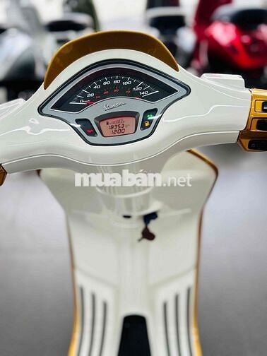 Piaggio Vespa Sprint 125 2021 Trắng viền vàng