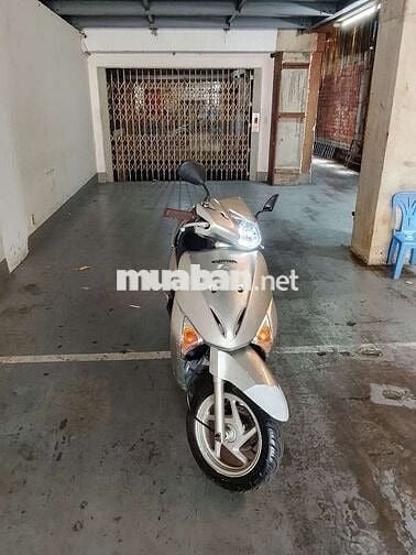 Honda Lead FI Bạc Trên 60km/lít