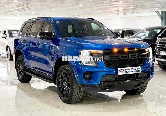 Ford Everest Sport 2023 Xanh Thiên Thanh 27.000 km