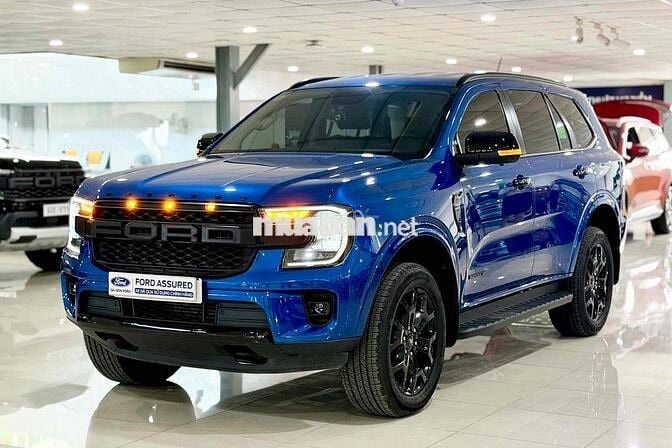 Ford Everest Sport 2023 Xanh Thiên Thanh 27.000 km