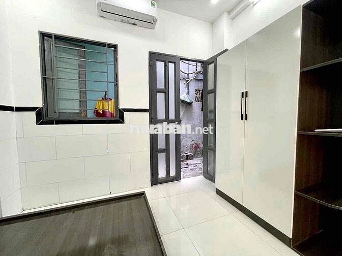 NHÀ CHO THUÊ Ở NGUYỄN TRÃI Q5, CÁCH MẶT TIỀN CHỈ 1 CĂN